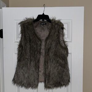 Rue 21 Faux Fur Vest in Tan